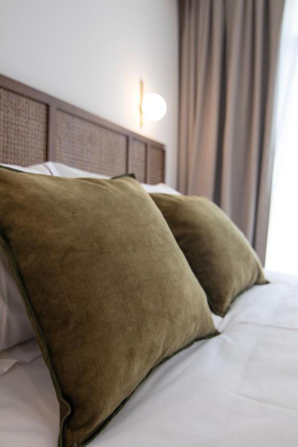Mythodea Athens Suites Exterior photo